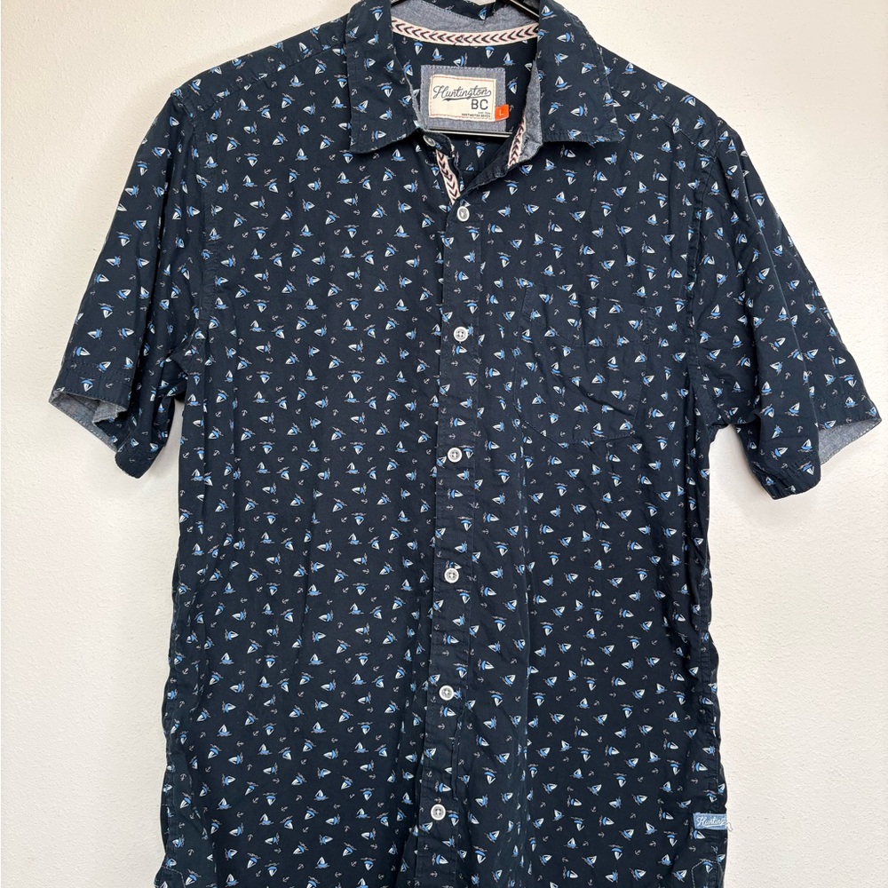 Huntington Beach Navy Patterned Casual Button-Down Shirt
